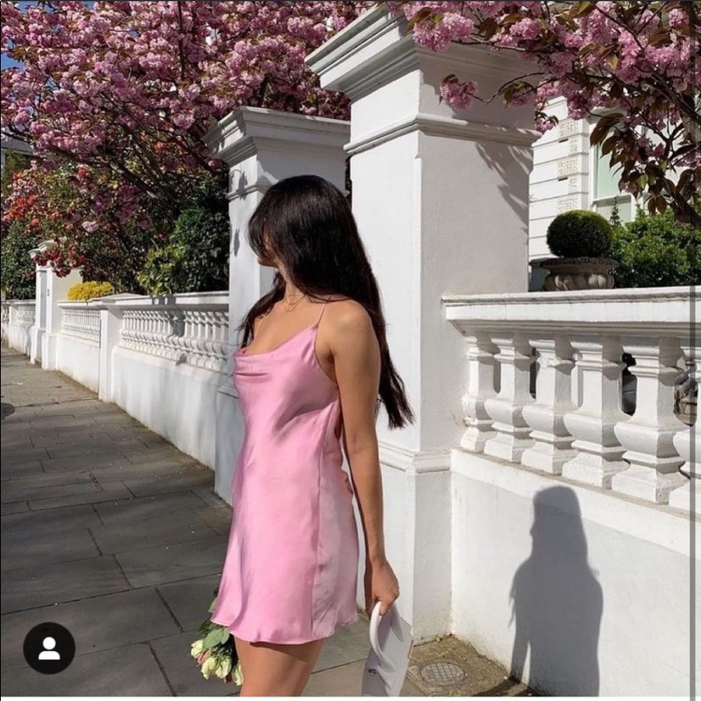 Sold - Zara pink satin dress - Picture 5 of 11